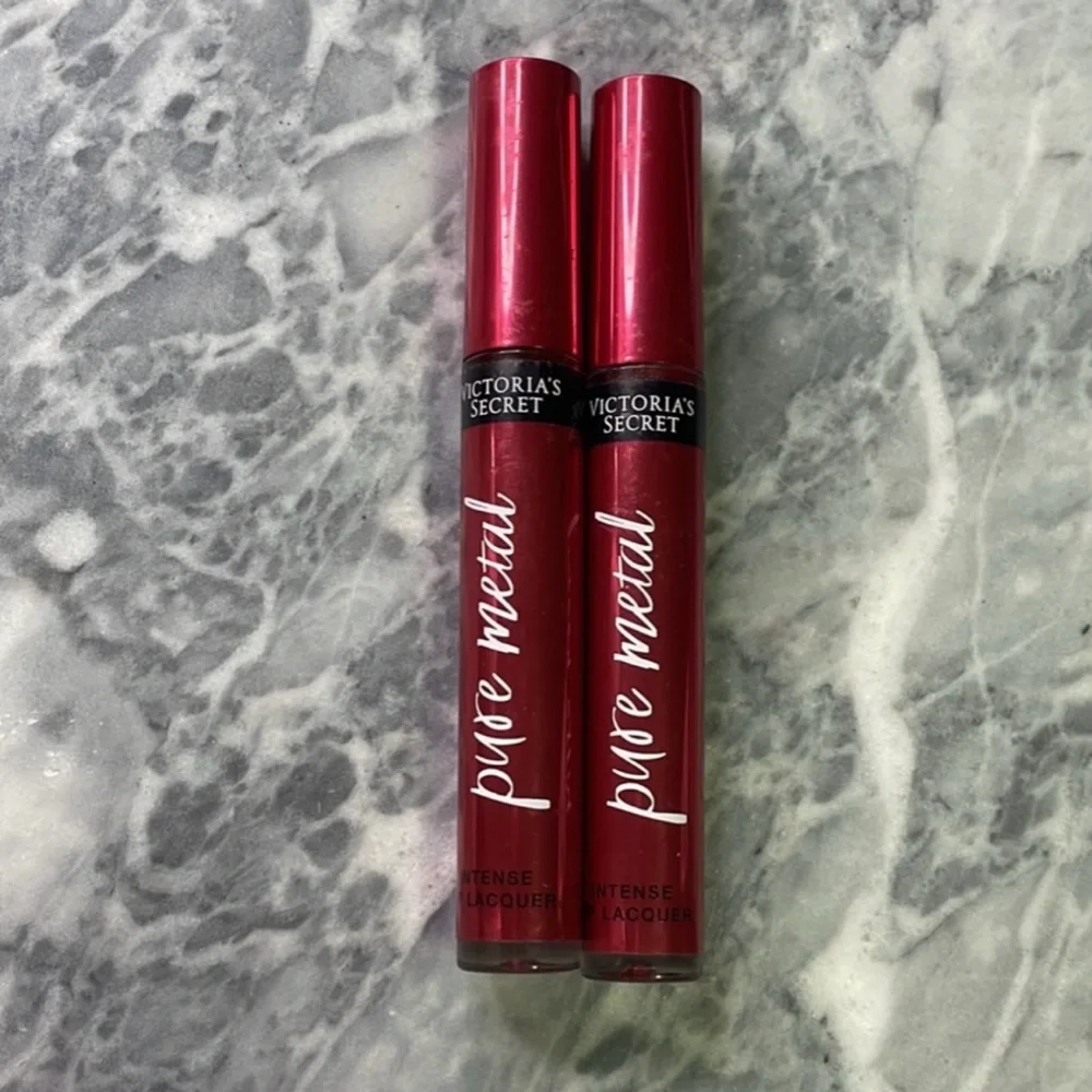 Victorias Secret Pure Metal Liquid Lip Intense‎ Ignite